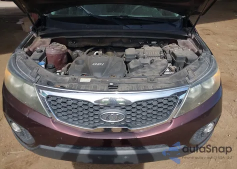 2013 Kia Sorento Lx z USA, uszkodzony, nr VIN 5XYKTCA60DG363838